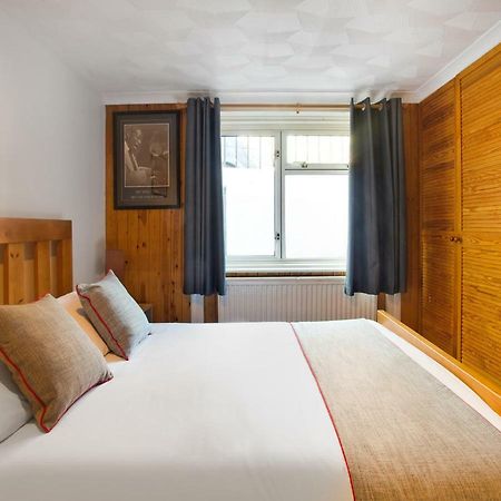 Oyo Avalon Lifestyle Guest House Hove Buitenkant foto