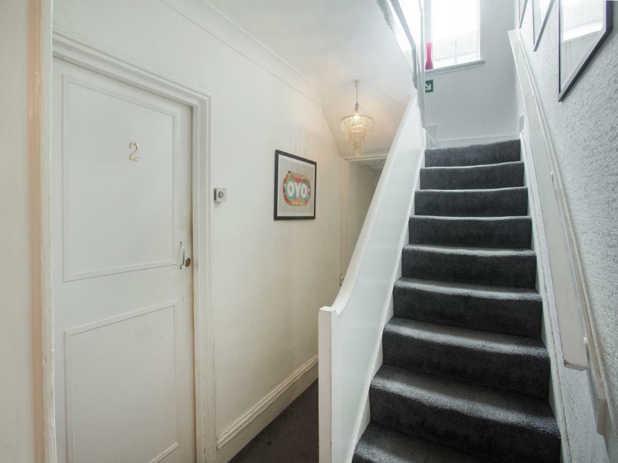 Oyo Avalon Lifestyle Guest House Hove Buitenkant foto