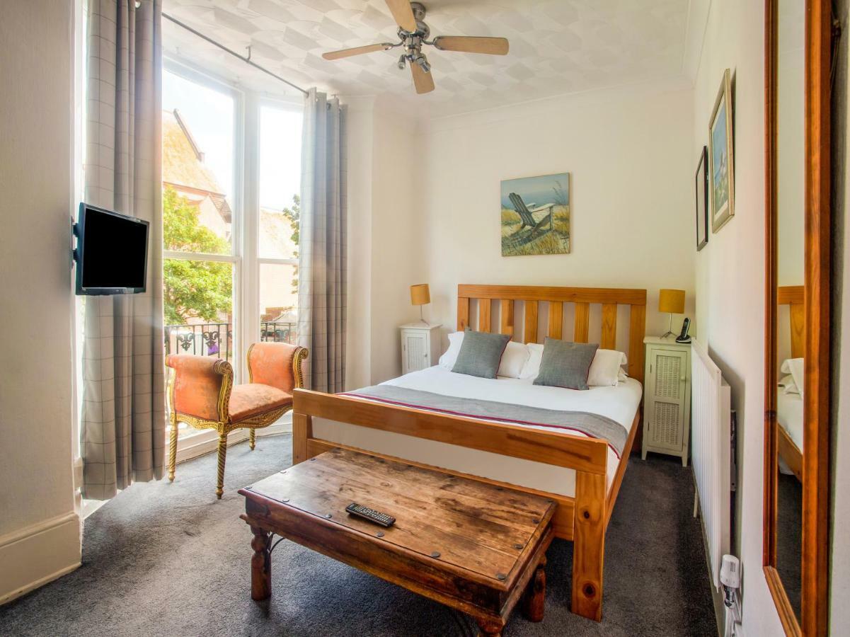 Oyo Avalon Lifestyle Guest House Hove Buitenkant foto